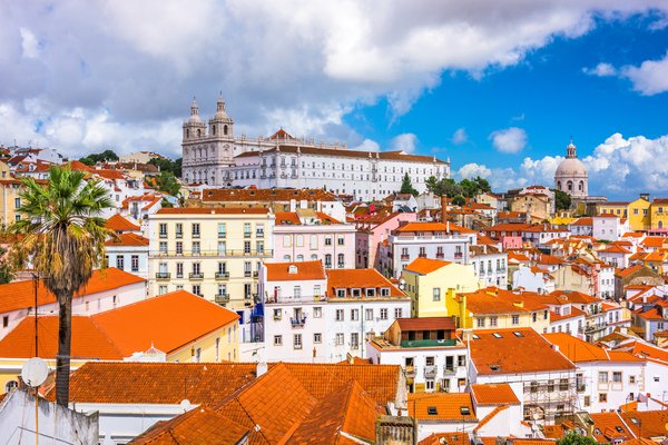 Your complete guide to retiring in portugal's best areas